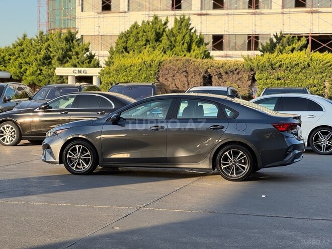 Kia Forte-7