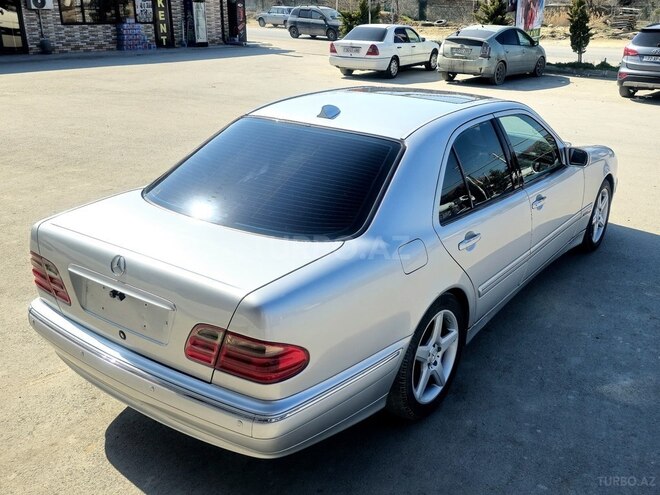 Mercedes E 240 1999, 412,000 km - 2.6 l - Bakı