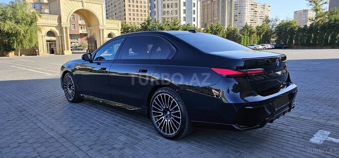 BMW i7-6
