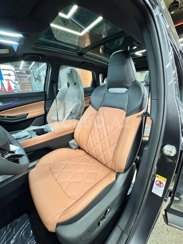 Changan Qiyuan Q05-4