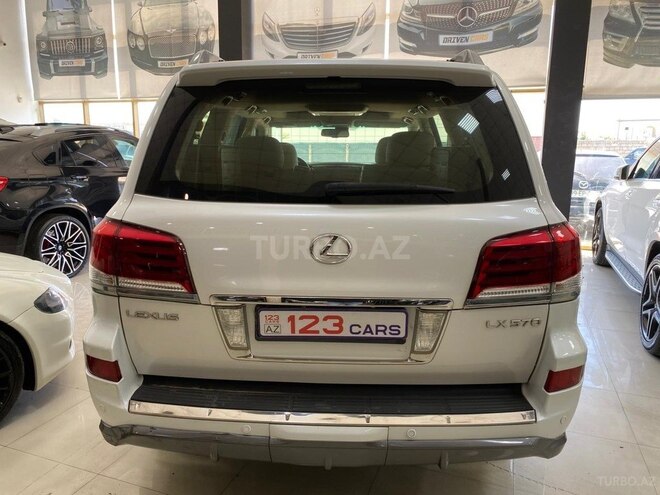 Lexus LX 570-11
