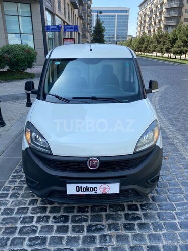 Fiat Doblo 2019, 141,441 km - 1.4 л - Bakı