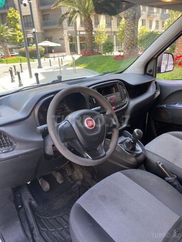 Fiat Doblo 2019, 141,441 km - 1.4 л - Bakı