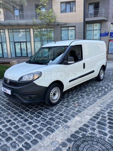 Fiat Doblo 2019, 141,441 km - 1.4 л - Bakı