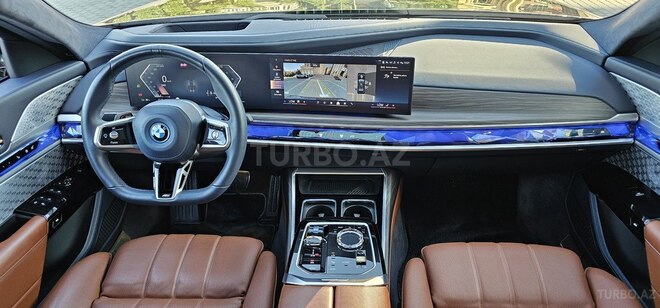 BMW i7-20