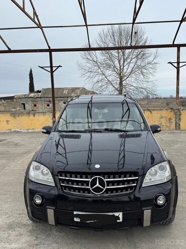 Mercedes ML 63 AMG 2007, 330,000 km - 6.2 л - Bakı