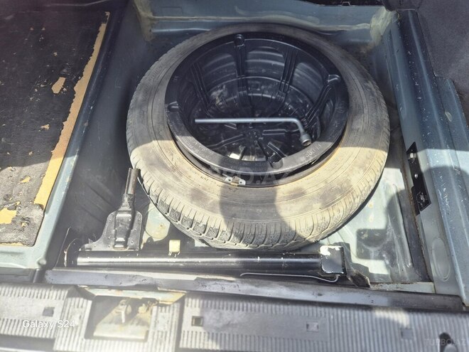 Mercedes E 240 1999, 299,521 km - 2.4 л - Sumqayıt