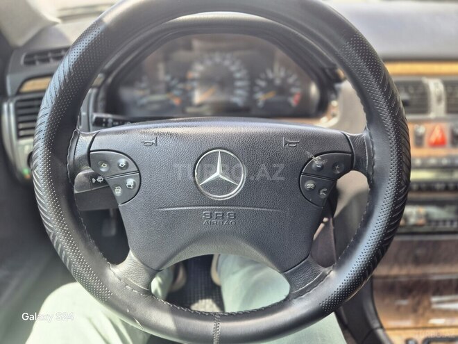Mercedes E 240 1999, 299,521 km - 2.4 л - Sumqayıt