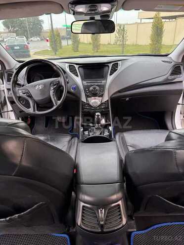 Hyundai Grandeur-2