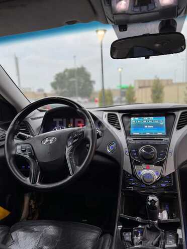Hyundai Grandeur-9