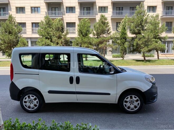 Fiat Doblo 2018, 253,208 km - 1.4 л - Bakı