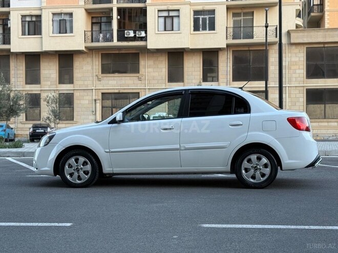 Kia Rio 2011, 178,000 km - 1.4 l - Bakı