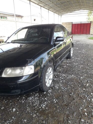 Volkswagen Passat 1998, 250,000 km - 1.8 l - Ağdaş