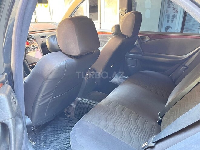 Mercedes E 200 1998, 295,000 km - 2.0 l - Bakı