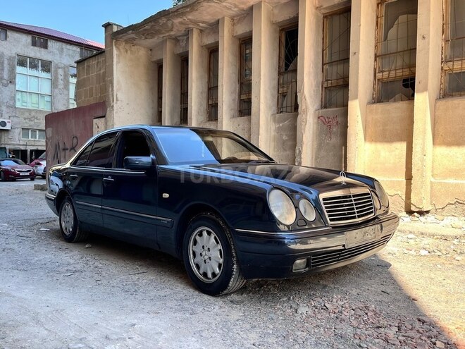 Mercedes E 200 1998, 295,000 km - 2.0 l - Bakı