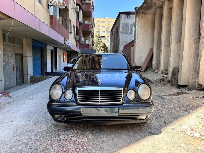 Mercedes E 200 1998, 295,000 km - 2.0 l - Bakı