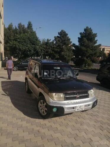 Mitsubishi Pajero io 1999, 230,000 km - 1.8 l - Bakı