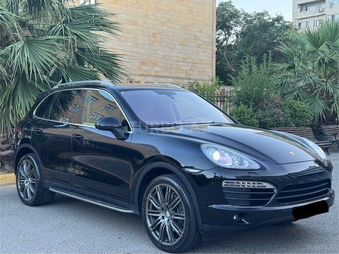 Porsche Cayenne-4