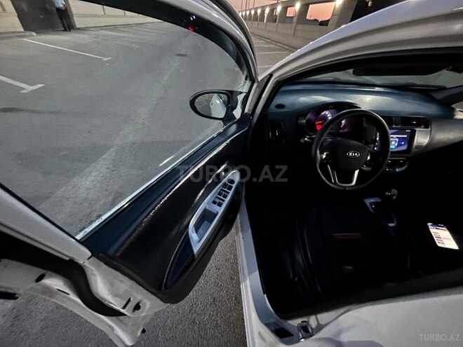 Kia Rio 2012, 320,000 km - 1.4 л - Bakı