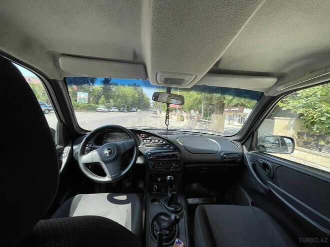 Chevrolet Niva 2016, 47,822 km - 1.7 l - Qazax