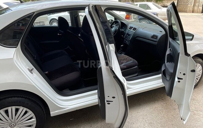 Volkswagen Polo 2019, 31,245 km - 1.4 l - Bakı