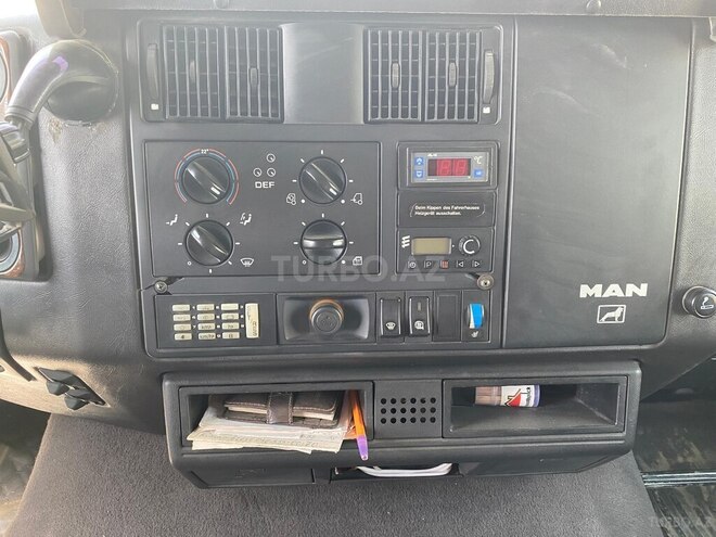 MAN 19.414 2000, 966,932 km - 12.0 l - Bakı