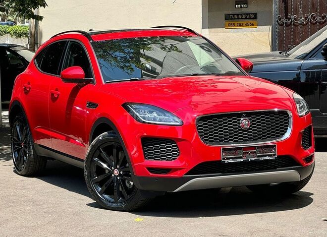 Jaguar E-Pace-2
