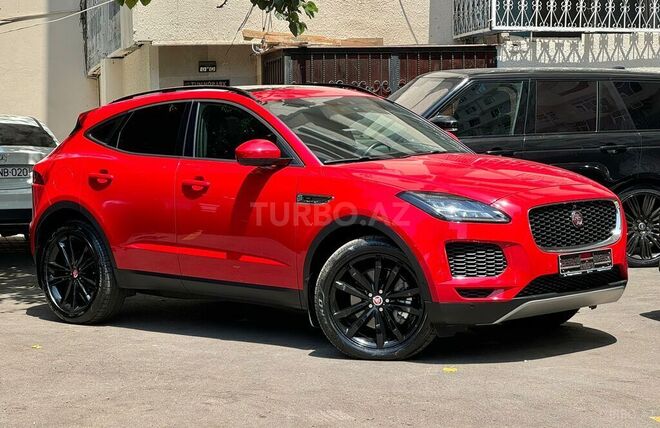 Jaguar E-Pace-3