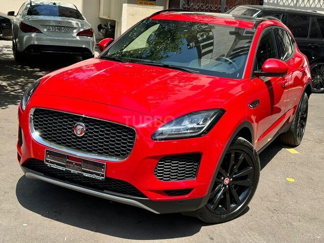 Jaguar E-Pace-8