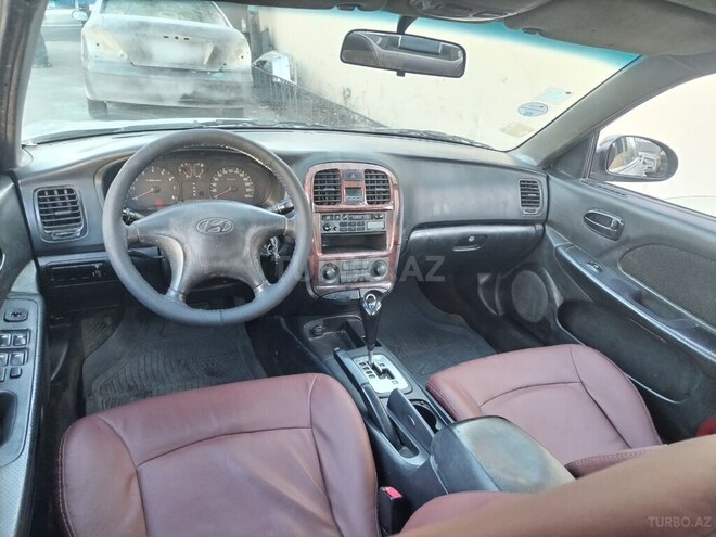 Hyundai Sonata 2004, 240,000 km - 2.0 l - Bakı