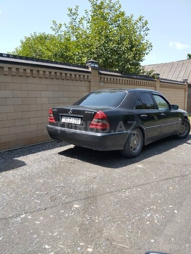 Mercedes C 180-11