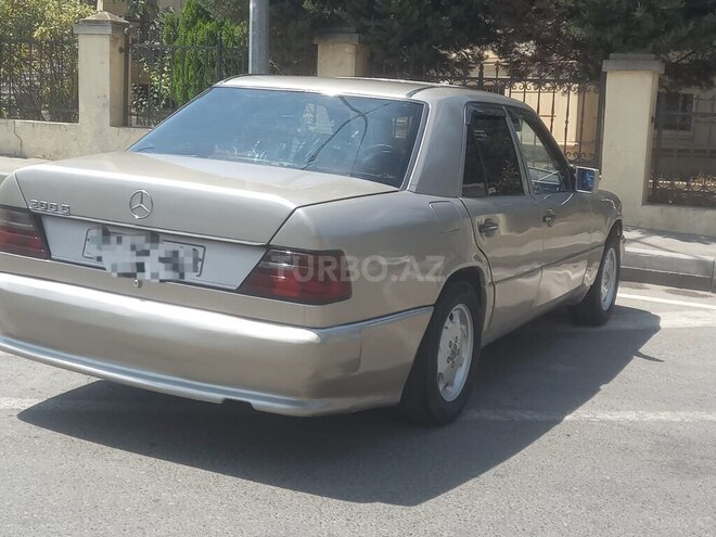 Mercedes E 200 d 1991, 255,000 km - 2.0 л - Bakı