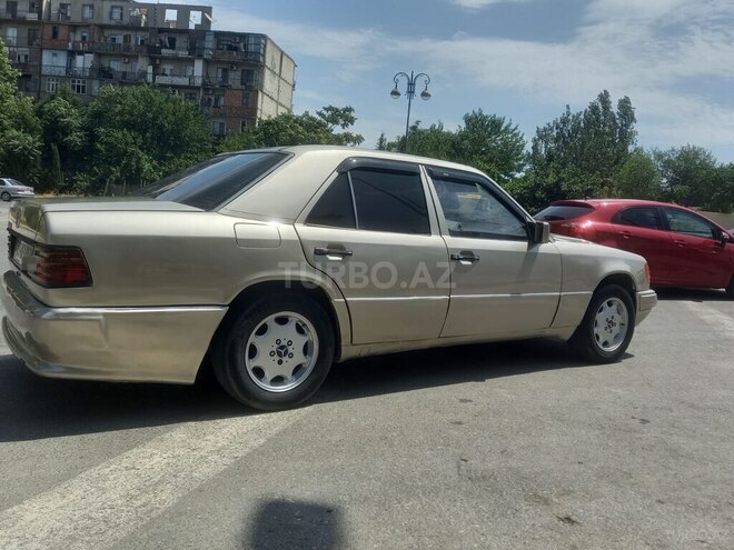 Mercedes E 200 d 1991, 255,000 km - 2.0 л - Bakı