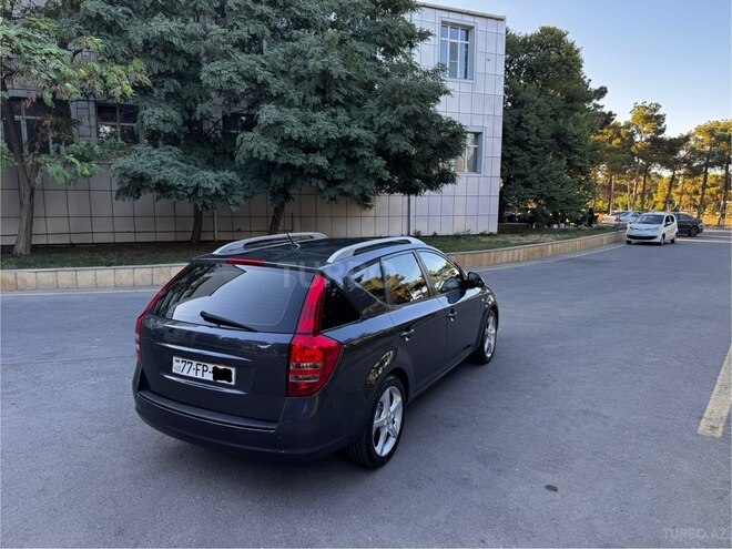 Kia  2008, 226,000 km - 1.6 l - Bakı