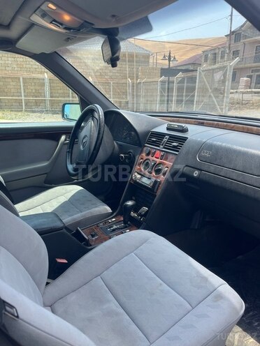 Mercedes C 200 1995, 340,000 km - 2.0 л - Bakı
