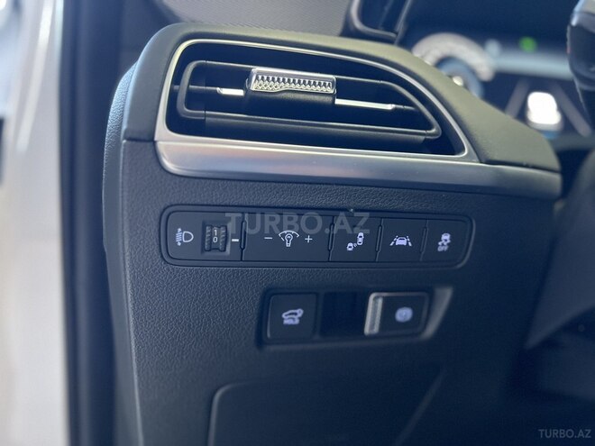 Hyundai Palisade-16