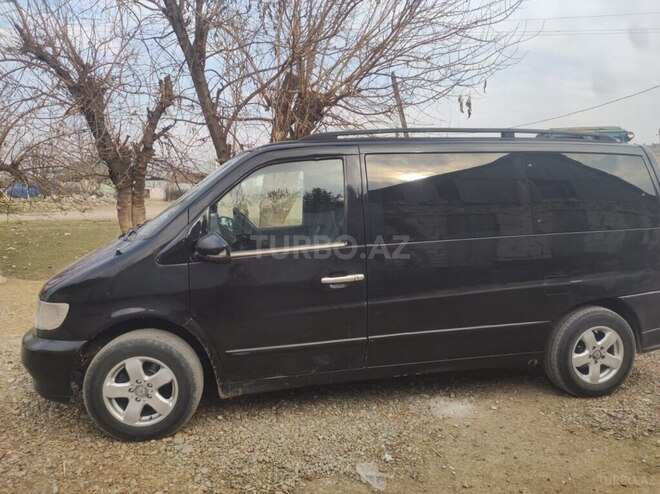 Mercedes V 220 1999, 123,000 km - 2.2 l - Qazax