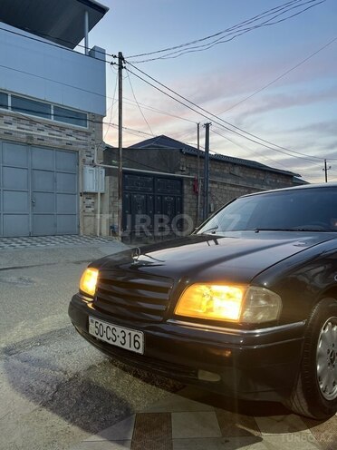 Mercedes C 200 1995, 340,000 km - 2.0 л - Bakı