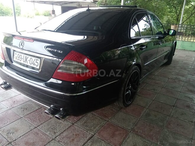 Mercedes E 240 2004, 300,000 km - 2.6 l - Salyan