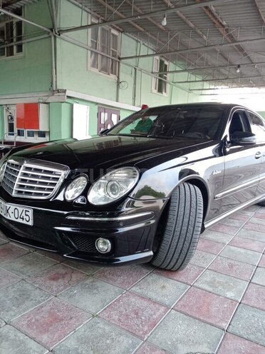 Mercedes E 240 2004, 300,000 km - 2.6 l - Salyan