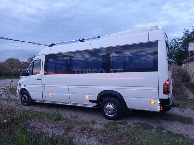 Mercedes Sprinter 208 1998, 300,000 km - 2.9 l - Sabirabad