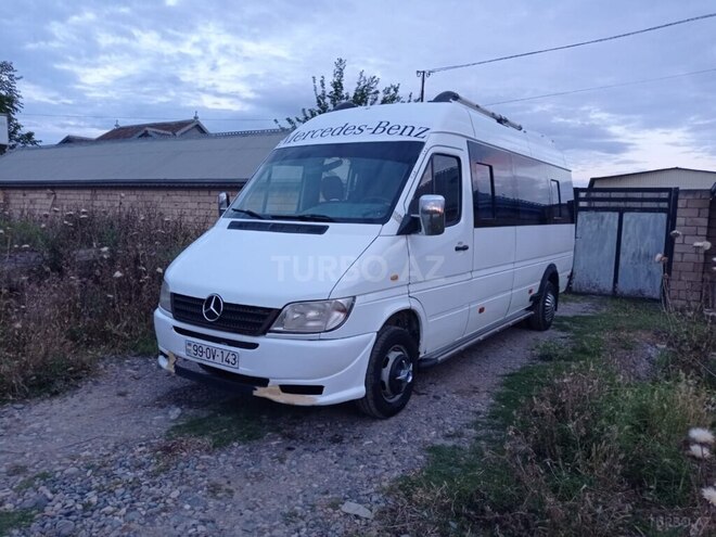 Mercedes Sprinter 208 1998, 300,000 km - 2.9 l - Sabirabad