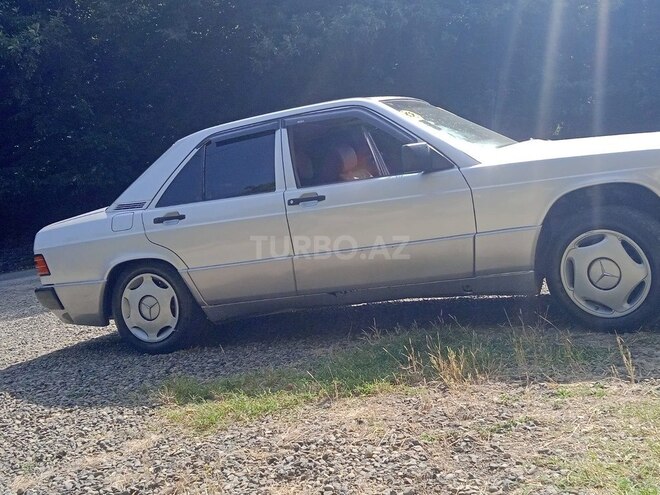 Mercedes 190 1991, 300,000 km - 2.0 l - Bakı