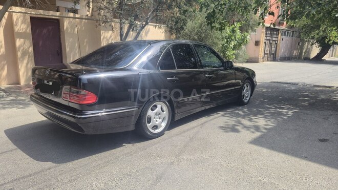 Mercedes E 240 1999, 350,000 km - 2.6 l - Bakı