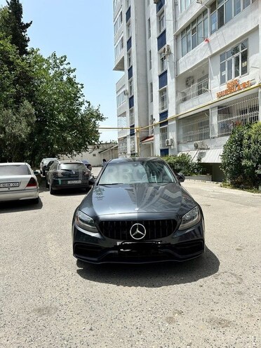 Mercedes C 300-1
