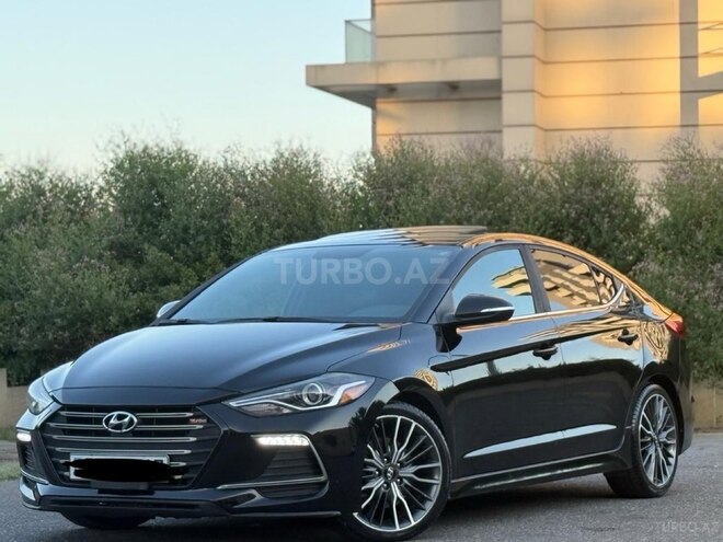 Hyundai Elantra-3