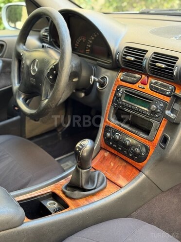 Mercedes C 200 2001, 300,000 km - 2.0 л - Bakı