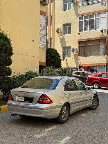 Mercedes C 200 2001, 300,000 km - 2.0 л - Bakı