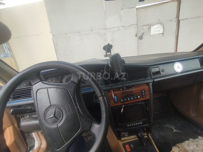 Mercedes 190 1991, 399,000 km - 2.3 l - Bakı