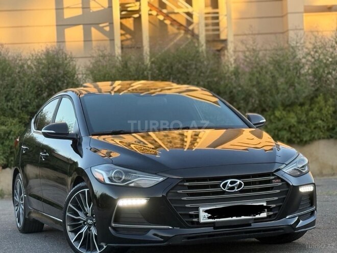 Hyundai Elantra-17